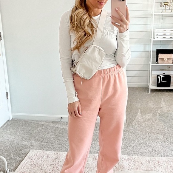 Lululemon everywhere belt bag - Picture 2 of 4